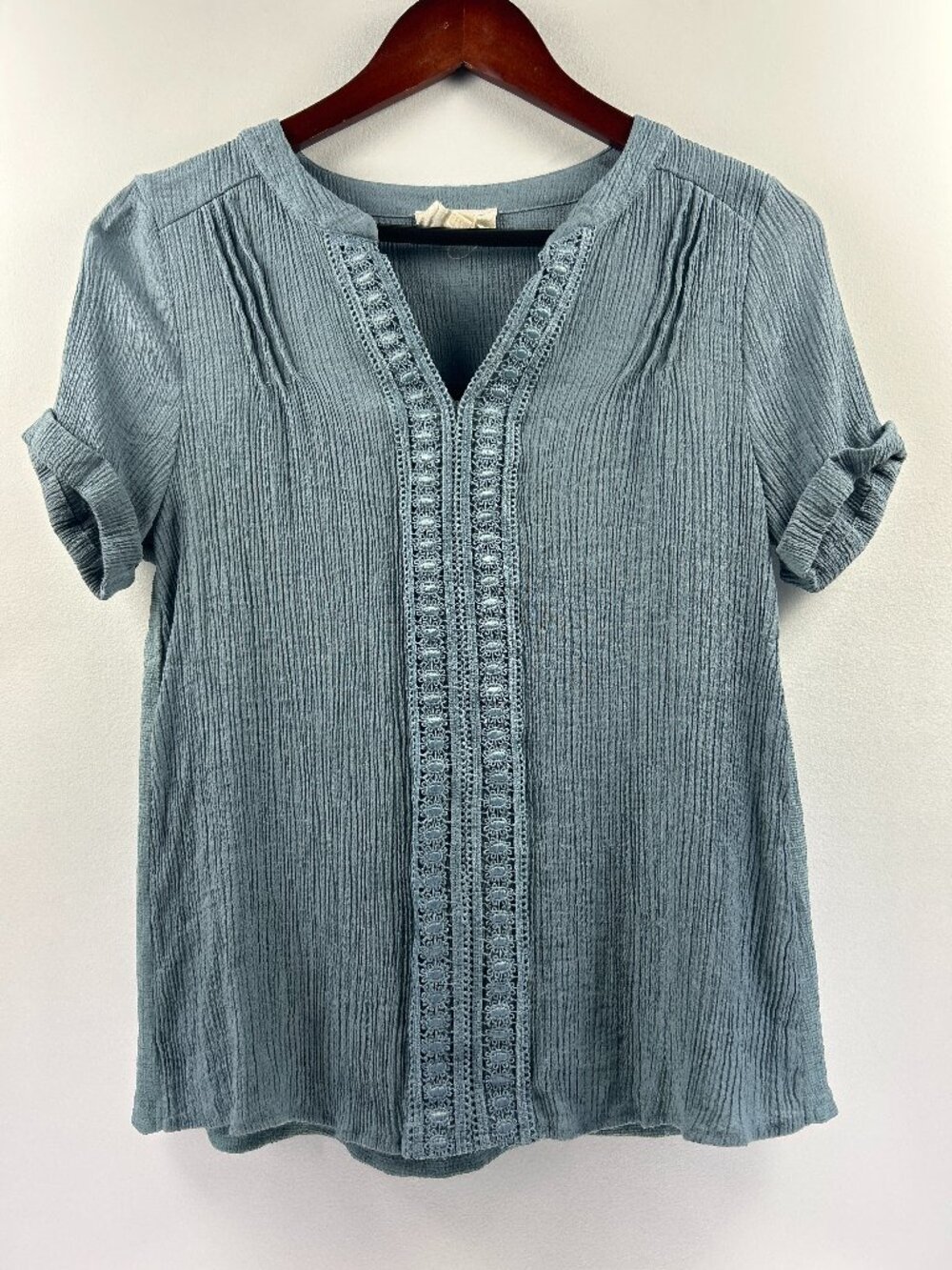 Flower & Feather Blue Crochet Lace Trim Crinkle Gauze Top Size M